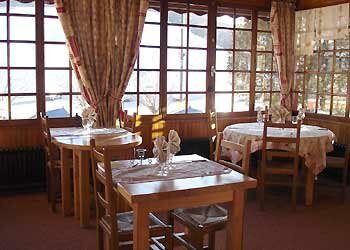 La salle du restaurant Les Ecrins