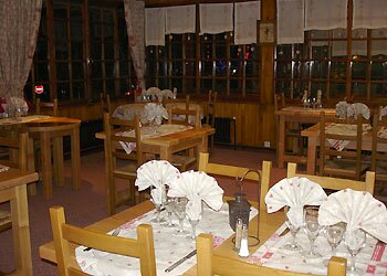 La salle du restaurant Les Ecrins à Briançon